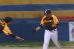 Padres blanquea a JAPAC en semifinal nocturna