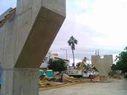 Resuelto el conflicto entre transportistas y constructora que realizan obra en acceso a Los Mochis