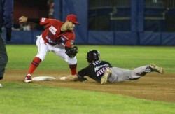 Tomateros pierde en 14 entradas y esta al borde de la eliminación