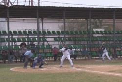 JAPAC blanquea a Padres e iguala serie final