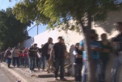 Gigantescas colas para comprar boletos en el AF