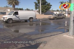 En espera de piezas para reparar daños por infiltraciones en calle Quintana Roo