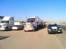 Transportistas marchan contra iniciativa que pretende desplazarlos