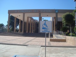 Positiva pausa para analizar tema de hospiales.