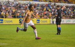 Roberto Nurse responde a comentarios racistas