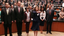Senadores ratifican a Arely Gómez en la PGR