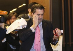 Hieren a embajador de EU en Seúl