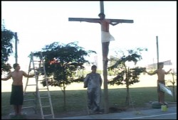 Estudiantes del Colegio Andes presentan Viacrucis.