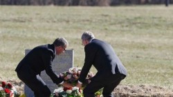 Ejecutivos de Lufthansa y Germanwings visitan zona de siniestro en los Alpes