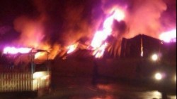 Decenas de muertos en un bombardeo contra fábrica de lácteos en Yemen