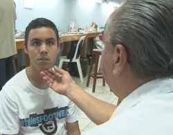 Colocan prótesis oculares en Mazatlán.