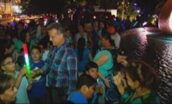 Conmemoran el Día Mundial de la Concientización del Autismo.