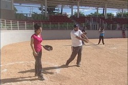 70 equipos en las ligas municipales de softbol del CCC