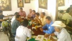 Analizan planteamientos que llevarán ante SAGARPA