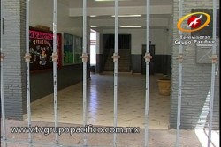 Solas lucieron las escuelas este 5 de mayo
