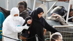 Italia rescata a 98 migrantes que llevaban 12 días a la deriva