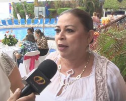 Suntuas Académicos, festeja a Madres Universitarias