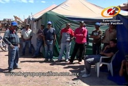 En huelga trabajadores del nuevo estadio de béisbol