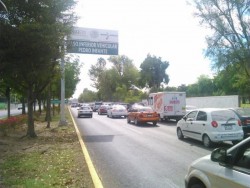 Caos vehicular por el bulevar Pedro Infante y Arjona