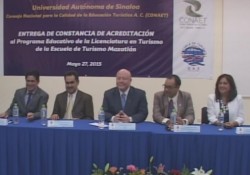 Recibe certificación Escuela de Turismo de Mazatlán.