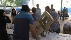 Cierran casillas electorales en casi todo el país