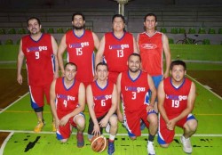Pacos Carnicería al frente del Basquetbol municipal.