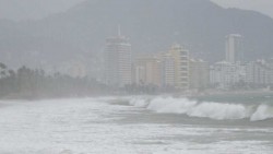 Alerta por huracán 'Carlos' en las costas del Pacífico