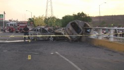Mueren dos personas en aparatoso choque por el bulevar las torres
