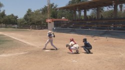 Laguna sigue invicto en el beisbol la Campesina
