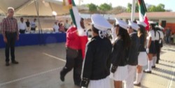 El Alcalde refrendó los valores cívicos en la Escuela Primaria "Roberto J. Guerra Monroy".