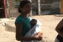 Llevan a bebés virtuales a escuelas primarias