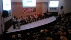 Se enfrentan productores y diputados federales en encuentro organizado por la AARC