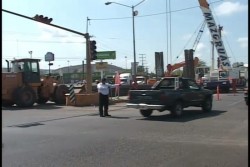 Hace presencia Tránsito Municipal en construcción de puente a desnivel