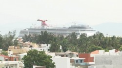 El Crucero Miracle arriba al puerto