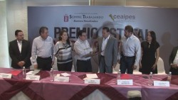 Entrega la Ceaipes, el premio estatal en transparencia a Culiacán.