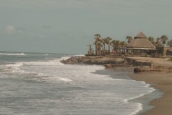 Sigue la marea alta en Nuevo Altata