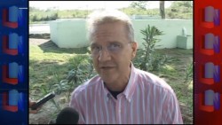 Carlos Felton, dice que el proyecto de las lamparas LED beneficiará al municipio
