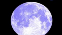 Esta noche se apreciará la luna con tonalidades grises y plateadas