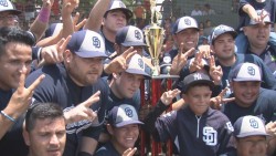 Padres  bicampeon de la Liga de béisbol JAPAC
