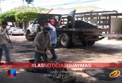 Bachean calles de Guaymas