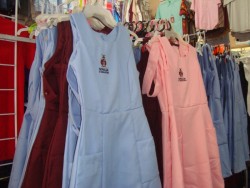 Con tranquilidad canje de uniformes.