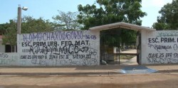 ¡Sin clases, ni maestros!,  en la primaria "Vicente Lombardo Toledano"