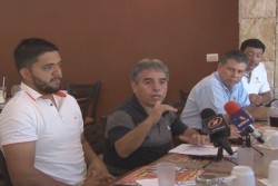 Inauguran temportada municipal de softbol varonil