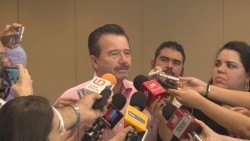 Evade Jesús Vizcarra hablar de su futuro politico