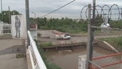 Desfogan excedentes de agua de presa y lluvias, al rio Culiacán