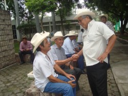 Protestan productores en SAGARPA.