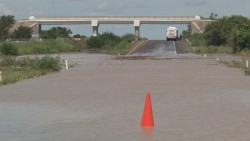 Cierran por varias horas el paso por la autopista Culiacán-Mazatlán