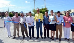 Inauguran pavimentación de la Avenida Cristobal Colón.