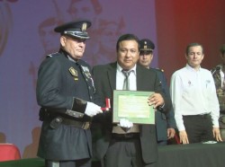El Pentatlon recibe premio al Mérito Militarizado