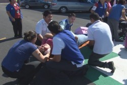 Atienden ciudadanos y cuerpos de auxilio, simulacro de temblor